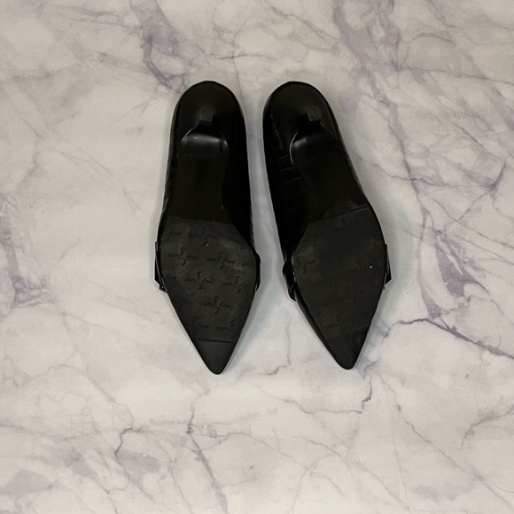 Easy Street | Black Kitten Heel Leather Closed Toed Shoes Sz 6.5 - Picture 2 of 5